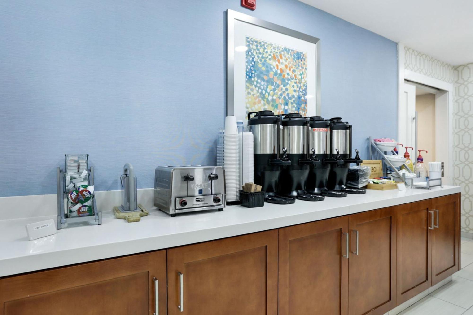 Sonesta Es Baltimore Hotel 3*